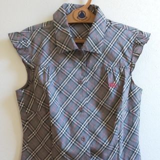 バーバリーブルーレーベル(BURBERRY BLUE LABEL)の【ソルラン様専用】BURBERRY BLUE LABEL ノースリーブ (シャツ/ブラウス(半袖/袖なし))