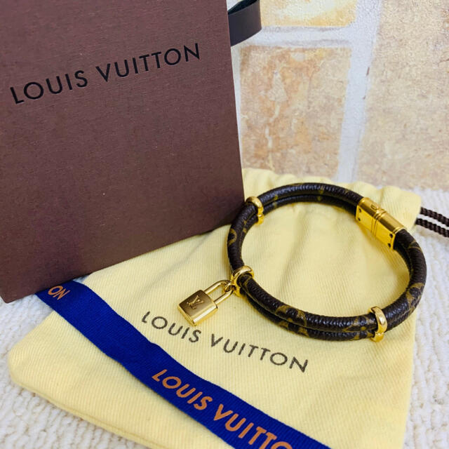 美品　LOUIS VUITTON ルイヴィトン　モノグラム　ブレスレット　腕輪