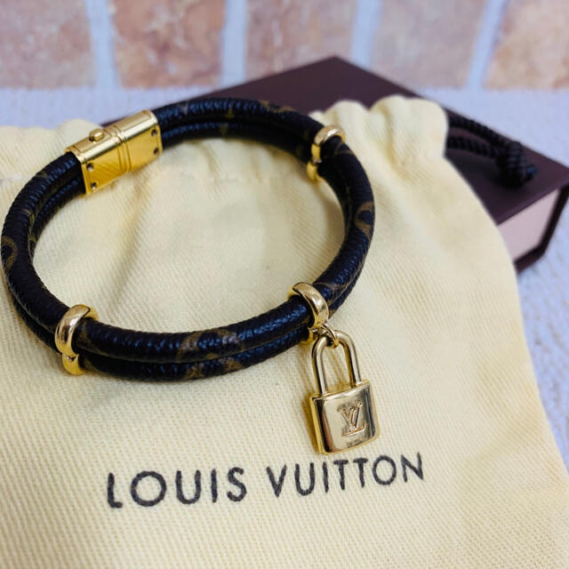 美品　LOUIS VUITTON ルイヴィトン　モノグラム　ブレスレット　腕輪