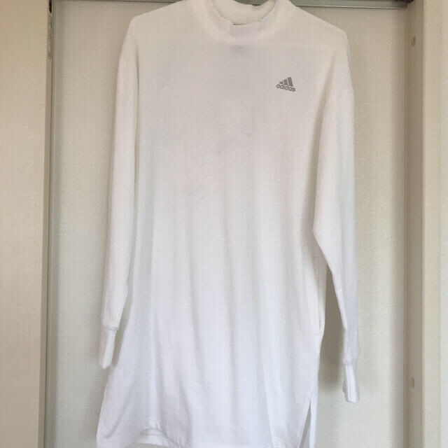 adidas(アディダス)の【新品・未使用】adidas ✖MOUSSY 長袖ロングUVTシャツ レディースのトップス(Tシャツ(長袖/七分))の商品写真