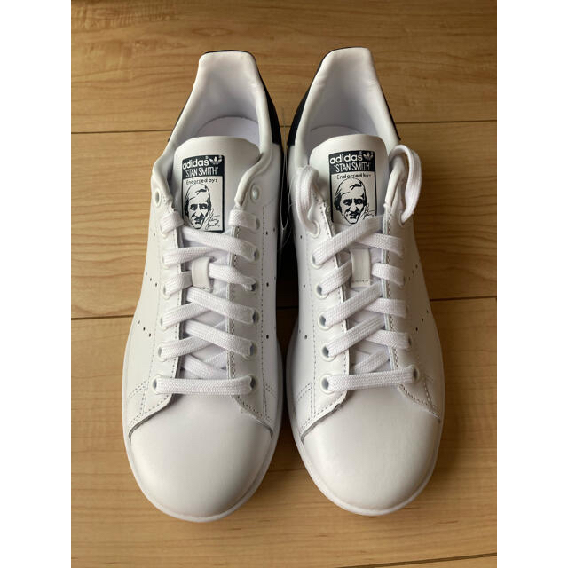 レディース【新品】スタンスミス [STAN SMITH] アディダスオリジナルス　23.5