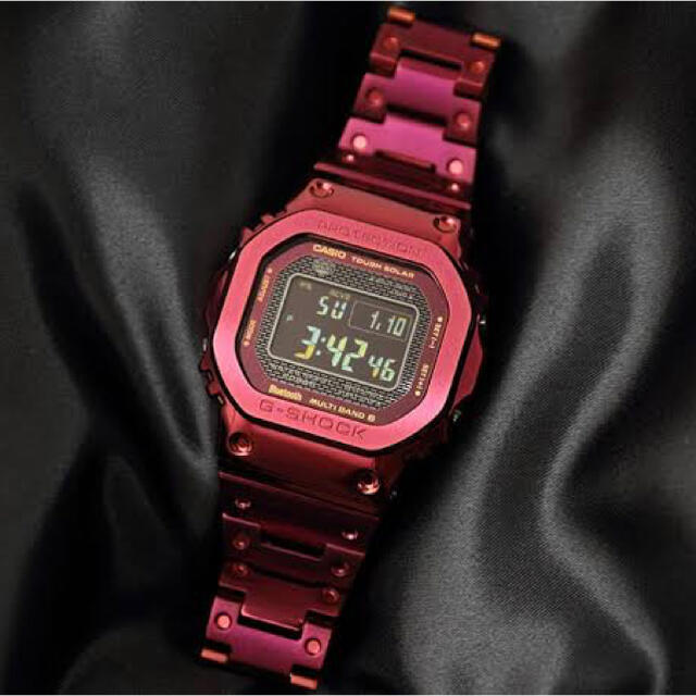 CASIO G-SHOCK GMW-B5000RD-4JF ボルドーレッド