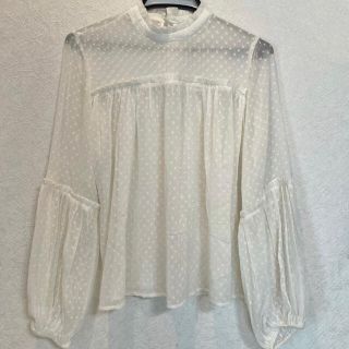 エイチアンドエム(H&M)のトップス　ブラウス(シャツ/ブラウス(長袖/七分))