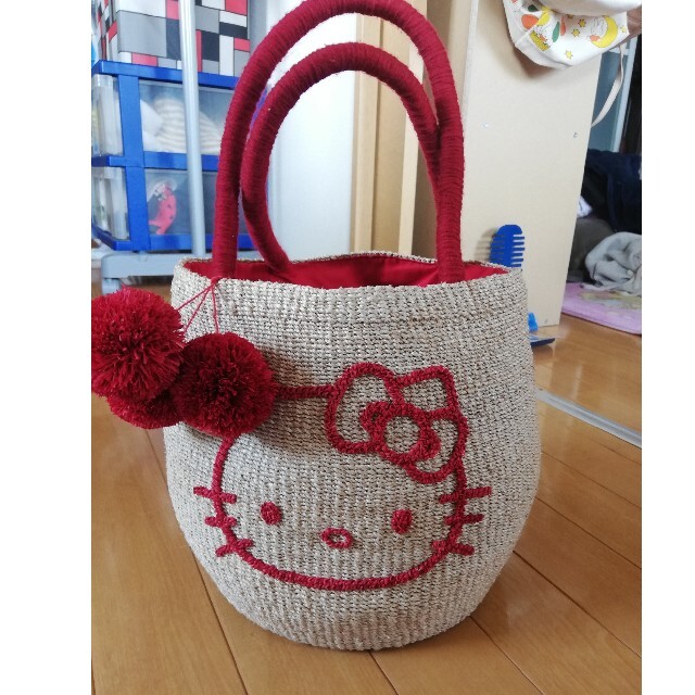 Nina mew(ニーナミュウ)のninamew ニーナミュウ ハローキティアバカ BAG レディースのバッグ(ハンドバッグ)の商品写真