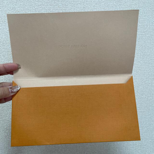 LOUIS VUITTON(ルイヴィトン)のルイヴィトン　メッセージカード　封筒付き ハンドメイドの文具/ステーショナリー(カード/レター/ラッピング)の商品写真