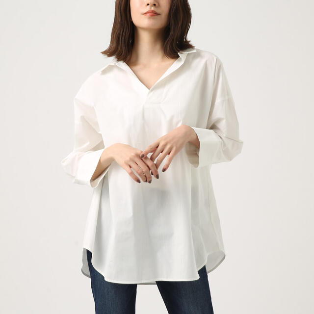 AZUL by moussy(アズールバイマウジー)のLOOSE SKIPPER SHIRT レディースのトップス(シャツ/ブラウス(長袖/七分))の商品写真