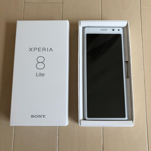 ★新品未開封★一括払済★XPERIA 8 lite★白★SIMフリー★IIJ