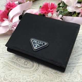 プラダ(PRADA)のプラダ  ♡ 三つ折り財布　♡ ナイロン×皮　♡ ブラック(財布)