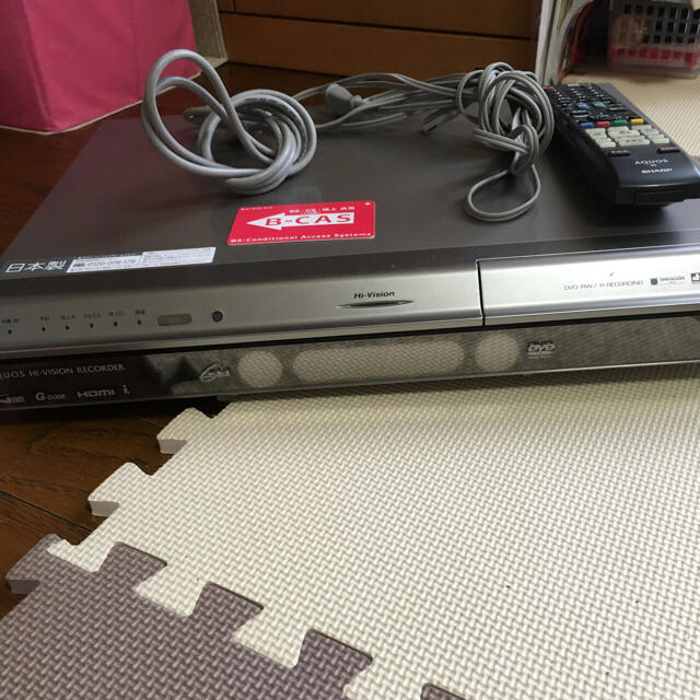 SHARP(シャープ)のシャープ DVDレコーダー リモコン違い スマホ/家電/カメラのテレビ/映像機器(DVDレコーダー)の商品写真