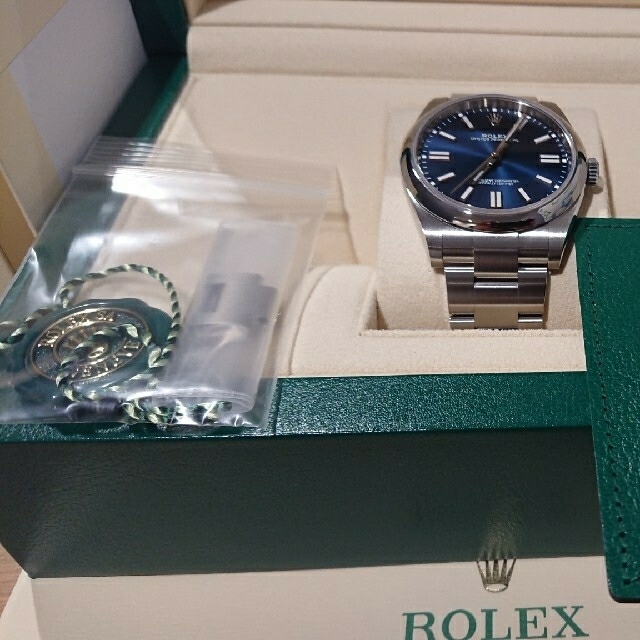 ROLEX(ロレックス)のロレックス オイスターパーペチュアル41 124300 ブライトブルー メンズの時計(金属ベルト)の商品写真