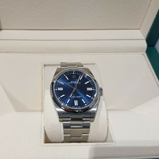 新品即決 ROLEX - ロレックス オイスターパーペチュアル41 124300 ブライトブルー 金属ベルト 新品即決 ROLEX - ロレックス オイスターパーペチュアル41 124300 ブライトブルー 金属ベルト