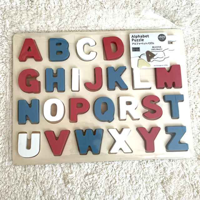 3COINS(スリーコインズ)のスリーコインズ　アルファベットパズル　時計セット キッズ/ベビー/マタニティのおもちゃ(知育玩具)の商品写真