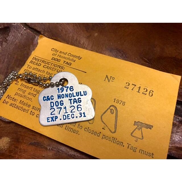 ハワイ　ヴィンテージドッグタグ　1970年代物　1枚ボールチェーン付き送料無料 エンタメ/ホビーの美術品/アンティーク(金属工芸)の商品写真