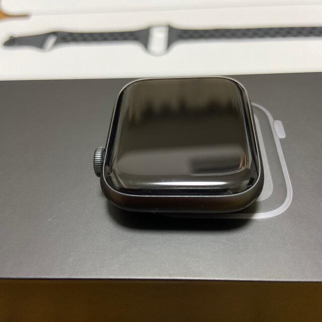 Apple Watch(アップルウォッチ)の再出品　apple watch シリーズ4 Nike 44ミリセルラー　中古 メンズの時計(腕時計(デジタル))の商品写真