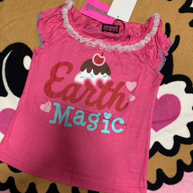 EARTHMAGIC(アースマジック)のアースマジック♡Tシャツ キッズ/ベビー/マタニティのキッズ服女の子用(90cm~)(Tシャツ/カットソー)の商品写真