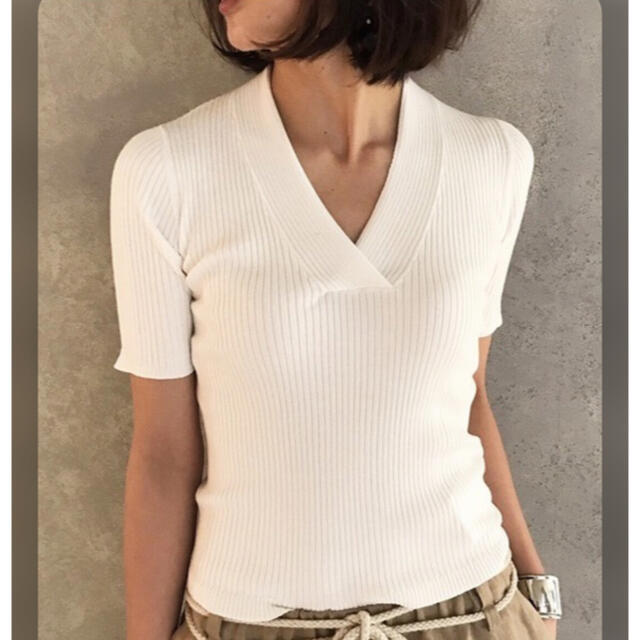 TODAYFUL(トゥデイフル)のtodayful トゥデイフル Cross Vneck Knit  レディースのトップス(Tシャツ(半袖/袖なし))の商品写真