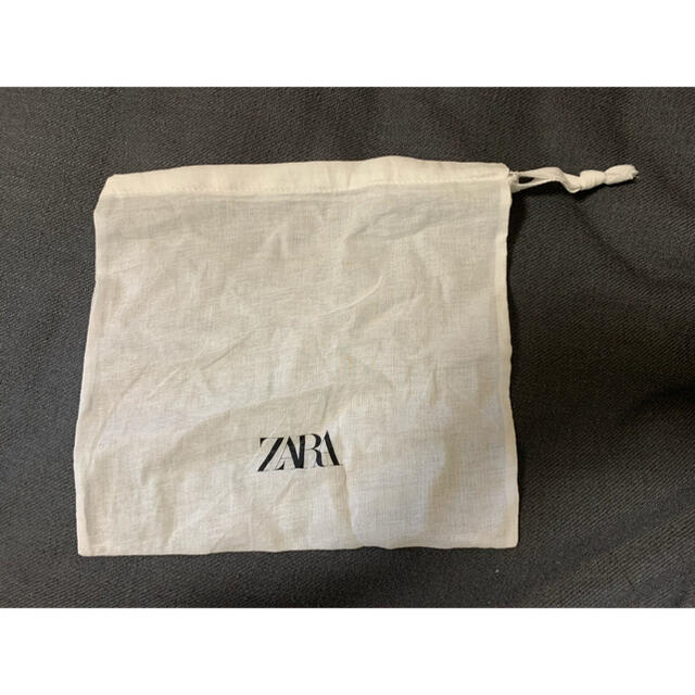 ZARA(ザラ)のZARA 巾着 レディースのファッション小物(ポーチ)の商品写真