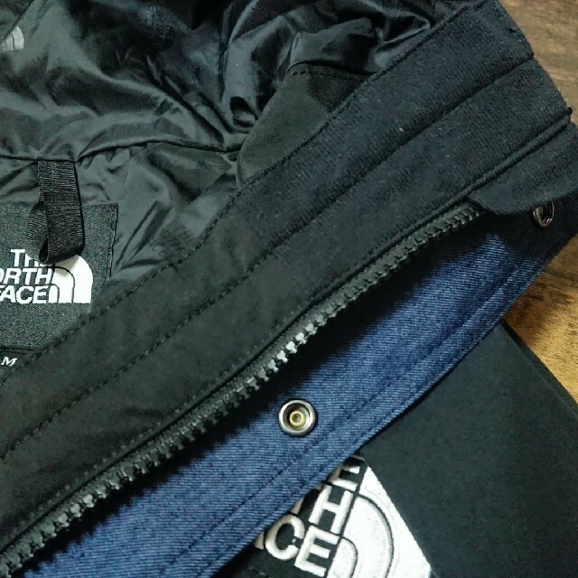 THE NORTH FACE(ザノースフェイス)のノースフェイス/マウンテンライトジャケット/デニム/マウンテンパーカー/M メンズのジャケット/アウター(マウンテンパーカー)の商品写真