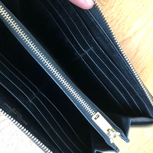 Yves Saint Laurent Beaute(イヴサンローランボーテ)の大幅値下げ！イヴサンローラン長財布＊ラウンドファスナー レディースのファッション小物(財布)の商品写真