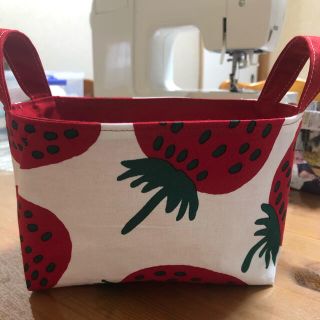 マリメッコ(marimekko)の小物入れ(小物入れ)