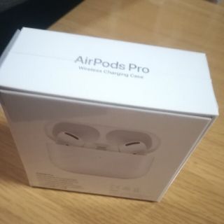 Apple - AirPods Pro Wireless Charging Case の通販 by ようこ's shop ...