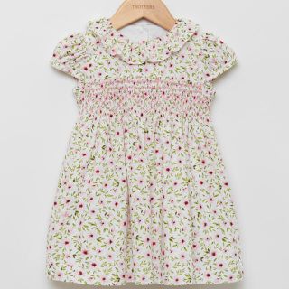 プチバトー(PETIT BATEAU)の新品　英国王室御用達　トロッターズ  TROTTERS  ピンク花柄ワンピース(ワンピース)