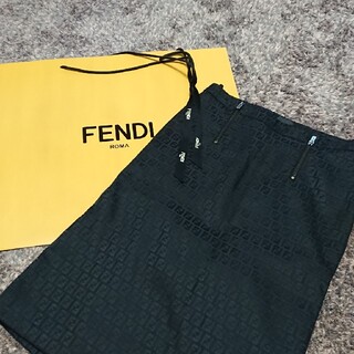 フェンディ(FENDI)の値下げ‼️FENDIズッカ柄のスカート(ひざ丈スカート)