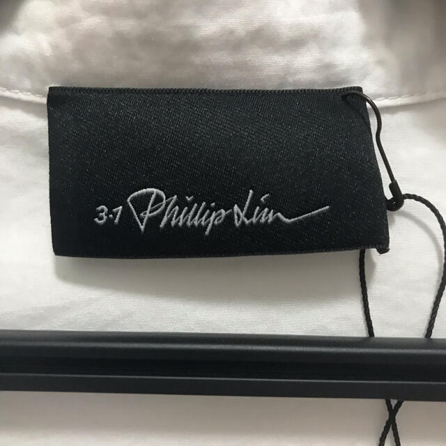 3.1 Phillip Lim(スリーワンフィリップリム)の3.1philliplim バックプリンシャツ メンズのトップス(シャツ)の商品写真