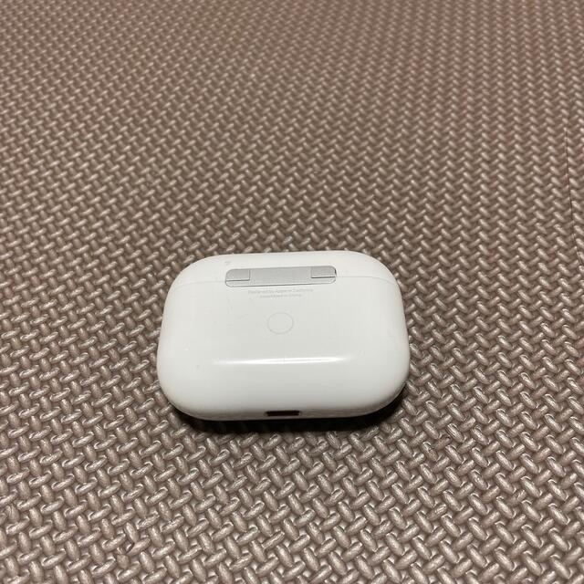 AirPods Pro充電ケースのみ 4