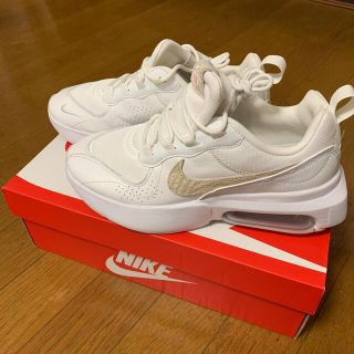 ナイキ(NIKE)のNike AIR MAX VERONA SE(スニーカー)