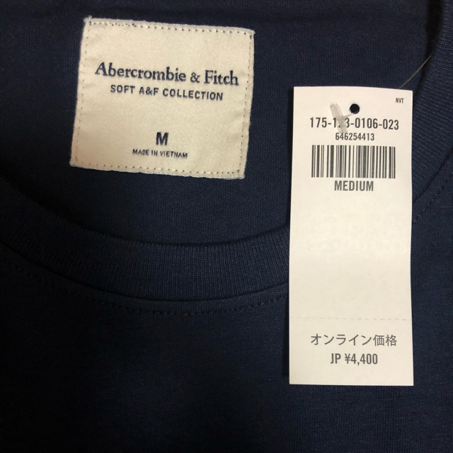 Abercrombie&Fitch(アバクロンビーアンドフィッチ)の【新品・未使用】アバクロAbercrombie&Fitch メンズ ロゴTシャツ メンズのトップス(Tシャツ/カットソー(半袖/袖なし))の商品写真