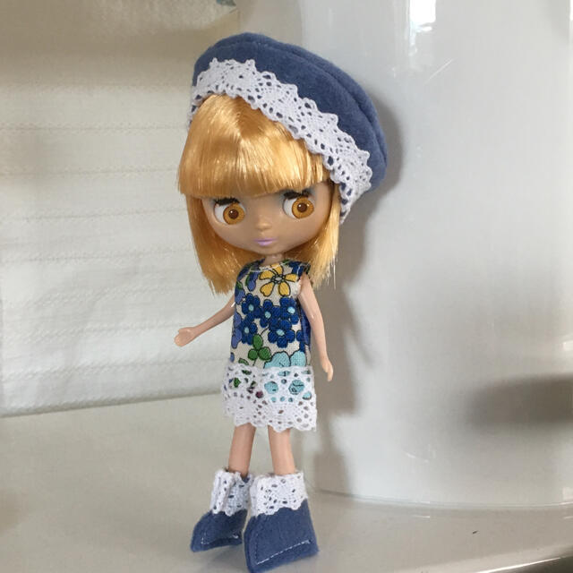 Takara Tomy(タカラトミー)のプチブライス　ソーイングマイウェイ　ブルー ハンドメイドのぬいぐるみ/人形(人形)の商品写真