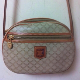 セリーヌ(CELINE)のCELINE! BAG!(ショルダーバッグ)