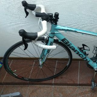 ビアンキ(Bianchi)のBianchi via nirone7　初心者乗出し備品類一式セット 送料込み(自転車本体)