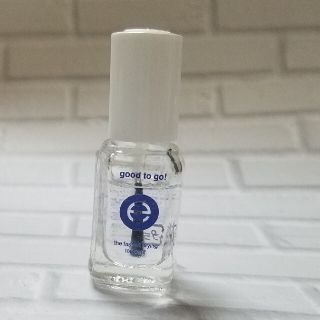 エッシー(Essie)のessie エッシー　トップコート　グッドトゥゴー　シャネルサハラベージュセット(ネイルトップコート/ベースコート)