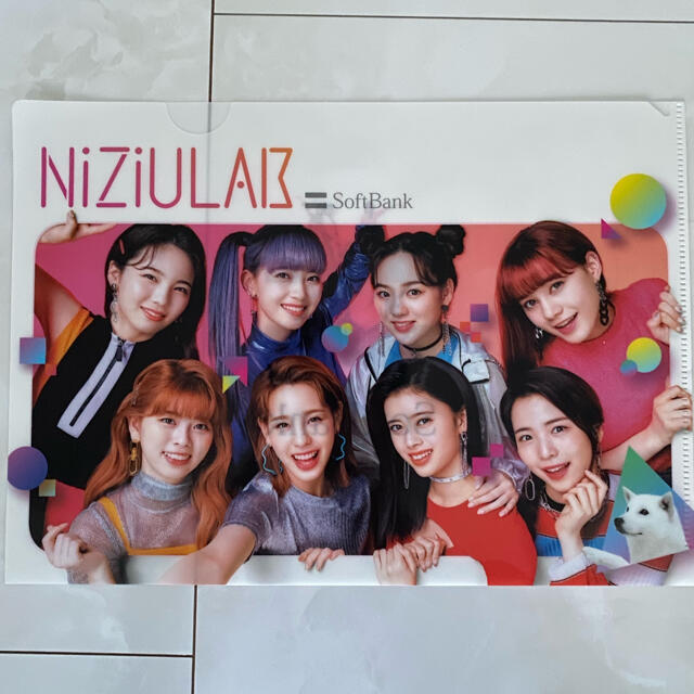 NiziUクリアファイル　ニジュー エンタメ/ホビーのタレントグッズ(アイドルグッズ)の商品写真