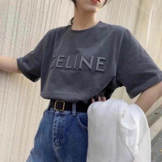 【大人気商品‼︎】立体文字Tシャツ(Tシャツ(半袖/袖なし))