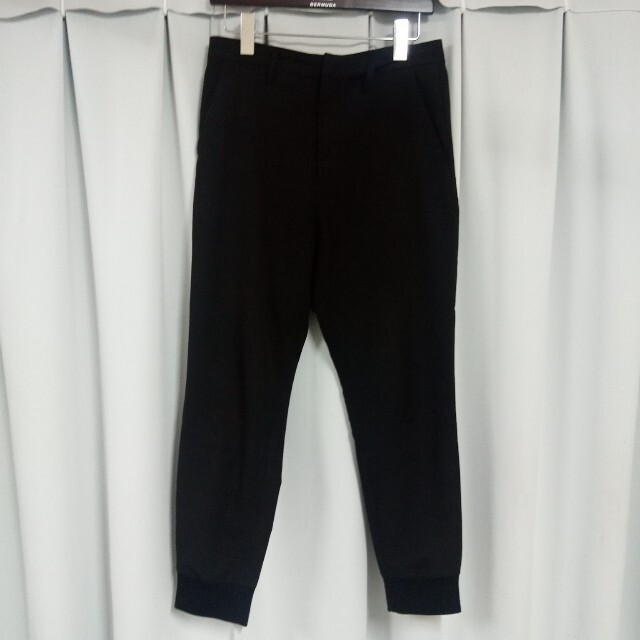 HARE(ハレ)のHARE　パンツ　Sサイズ　ブラック メンズのパンツ(スラックス)の商品写真