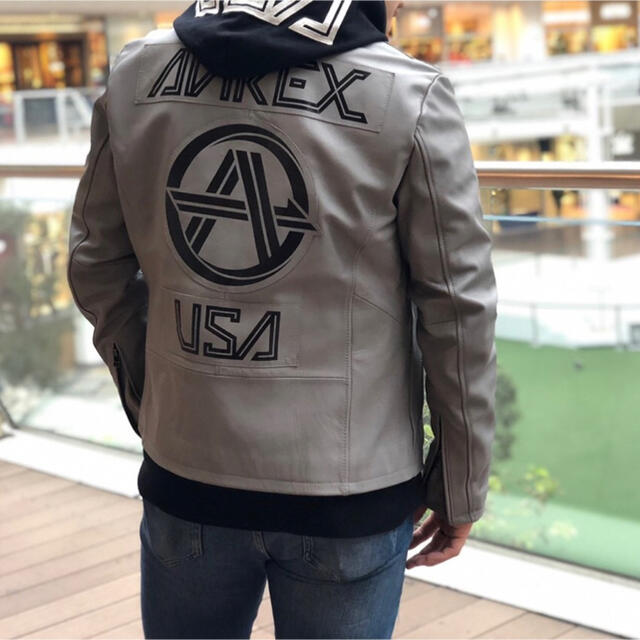テレビで話題】 【美品】AVIREX P.D.W. ファンクショナルレザー