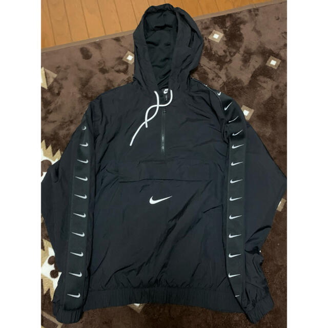 NIKE(ナイキ)のNIKE マウンテンパーカー メンズのジャケット/アウター(マウンテンパーカー)の商品写真