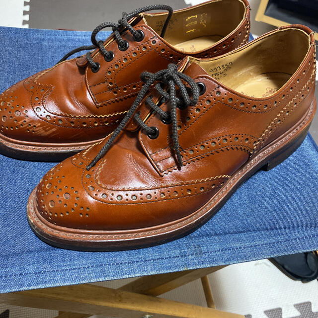 Trickers(トリッカーズ)のＴricker's バートンウイングチップ(マロン)M5633 メンズの靴/シューズ(ドレス/ビジネス)の商品写真