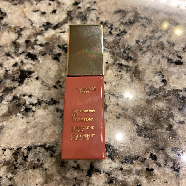 CLARINS(クラランス)のクラランス  リップコンフォートオイルインテンス　01 コスメ/美容のベースメイク/化粧品(口紅)の商品写真