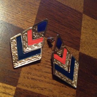 カラフルＶピアス♪(ピアス)