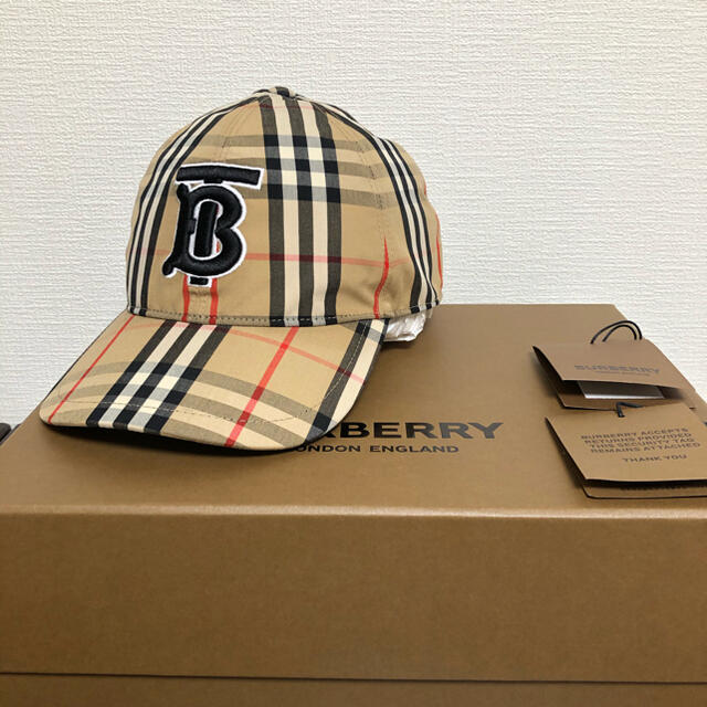 人気買蔵 yyy様専用 BURBERRY ベースボールキャップ モノグラム