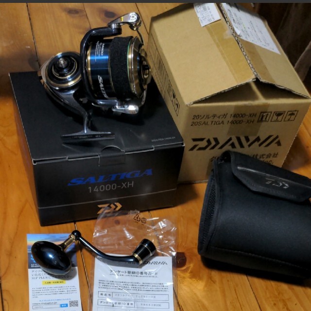 DAIWA(ダイワ)のダイワ　ソルティガ　14000XH リール スポーツ/アウトドアのフィッシング(リール)の商品写真