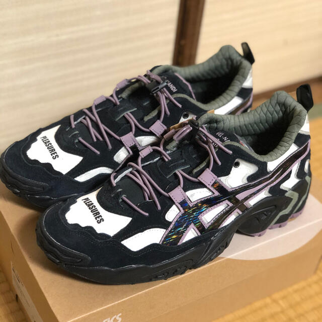 asics(アシックス)のasics GEL-NANDI PLEASURES 27.5cm メンズの靴/シューズ(スニーカー)の商品写真