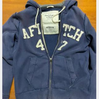 アバクロンビーアンドフィッチ(Abercrombie&Fitch)のアバクロ　パーカー(パーカー)