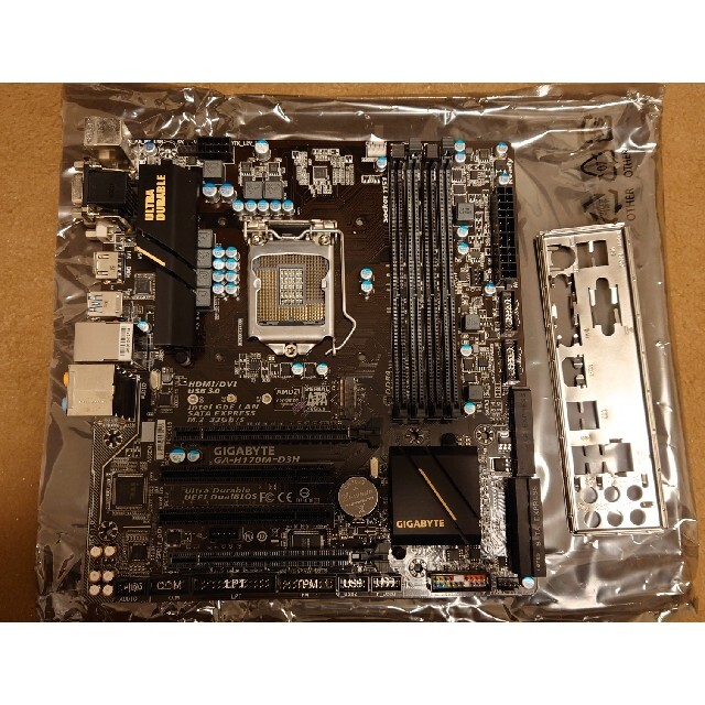 マザーボード　Gigabyte GA-H170M-D3H