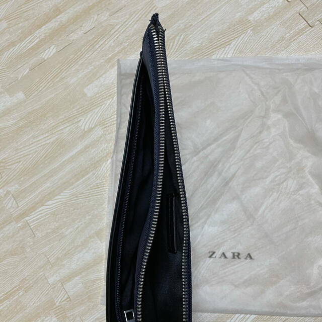 ZARA(ザラ)の【送料込】ZARA クラッチバッグ ZARAMAN メンズのバッグ(セカンドバッグ/クラッチバッグ)の商品写真