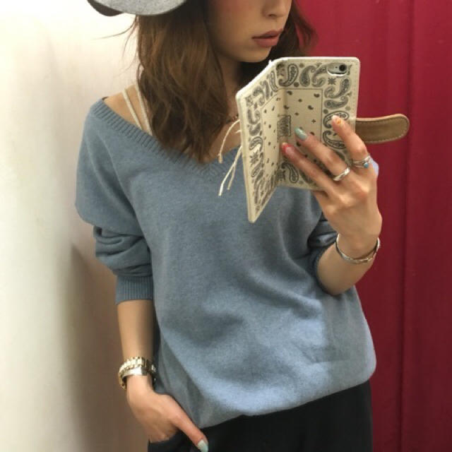 新品UngridオーガニックVニット♡